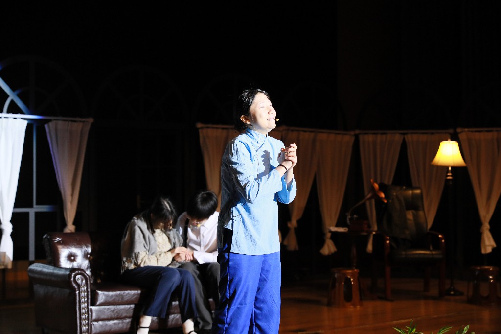 20240104迎新晚会&雷雨剧照3.jpg